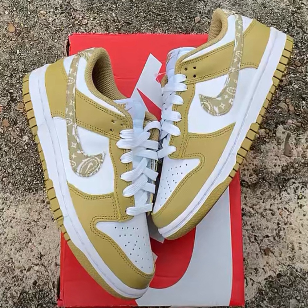 Stylish Women's White and Tan Sneakers